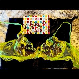 Honey Birdette size 32B Whitney apple